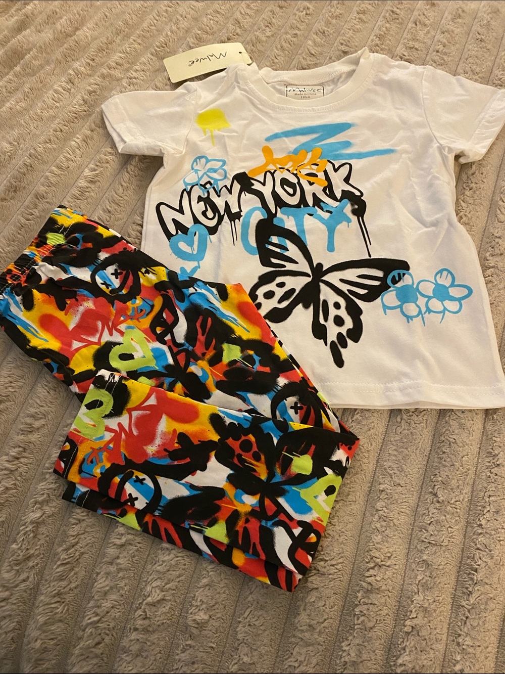 NWT, Kids White 'New York City' Butterfly Pajama Set